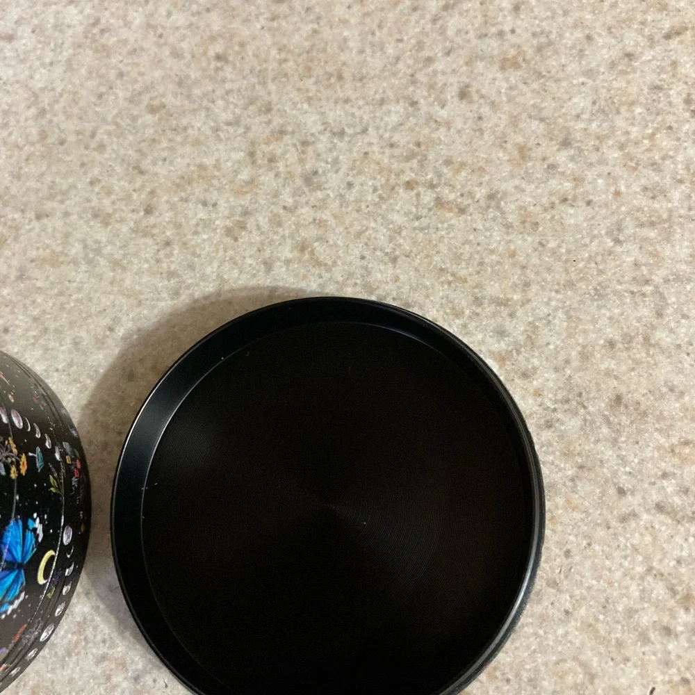 NWTS Spice Grinder - Picture 6 of 8